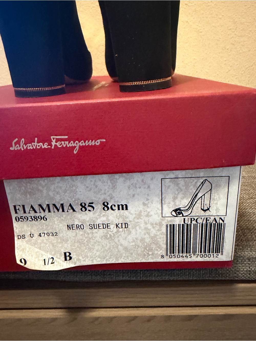 Salvatore Ferragamo Fiamma 85 Nero Suede Block Heel Pumps